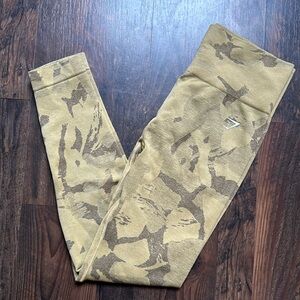 GYMSHARK ADAPT CAMO SEAMLESS LEGGINGS